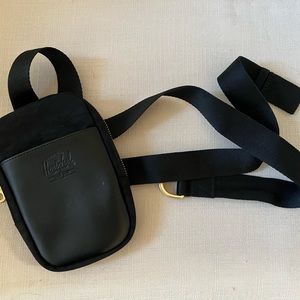 Herschel belt bag